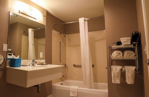 South of Market Hotel | Affordable SF Centrally Located Motel Room,Free Parking,Near Moscone,Breakfast