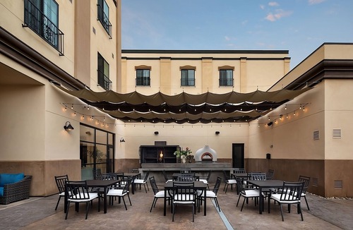 Winters Hotel | Amazing Stay! 4 Modern Units, Free Parking, Minutes from Lake Berryesa!