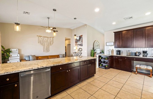 Desert Hot Springs House | An entertaining fun experience, with pool, spa, and indoor and outdoor game room