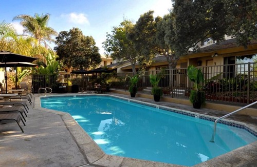 Townsite House | Aquamarine Villas