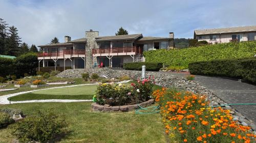 Smith River Bed & Breakfast | Arky's B&B