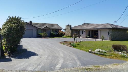 Smith River Bed & Breakfast | Arky's B&B