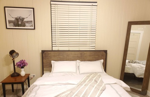 Apple Hill Cottage | Authentic Cottage In the Heart of Apple Hill & Wine Country