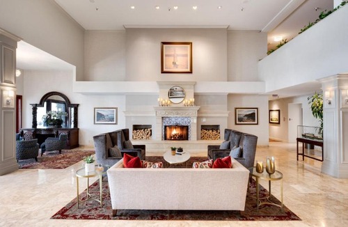 Santa Ana Heights Hotel | Ayres Hotel Costa Mesa Newport Beach