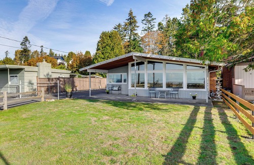 Birch Bay Cabin | Bayfront Retreat w/Private Beach in Birch Bay
