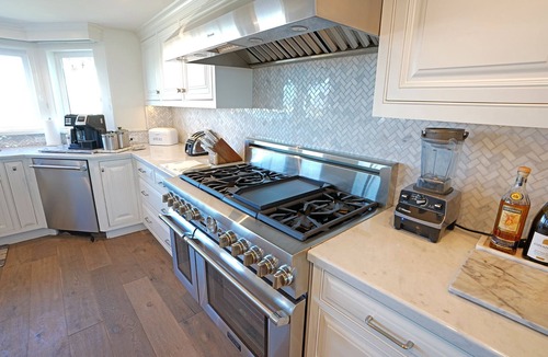 Silver Strand House | Beach Front and Marina. Escape to CA’s best kept secret Silverstrand Beach.