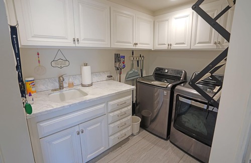 Silver Strand House | Beach Front and Marina. Escape to CA’s best kept secret Silverstrand Beach.