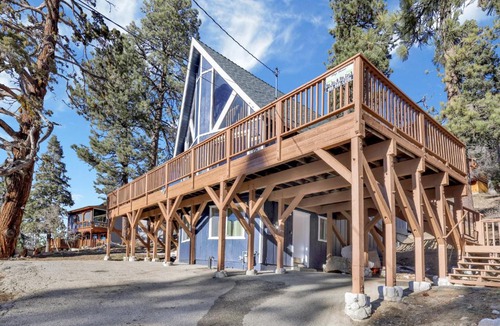 Moonridge Ski Chalet | Bear Mountain Views by Big Bear Vacations Walk to Ski Lift Chalet with Foosball & Views