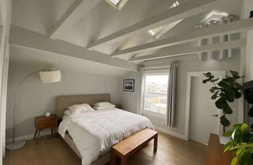 College Hill House | Beautiful 3 Bed 3 Bath upper house in Bernal/Glen