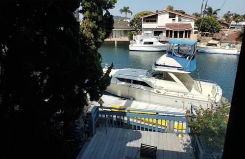 Huntington Beach House | Beautiful 4-Bedroom Waterfront Home with WiFi in Huntington Beach
