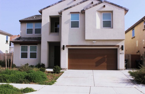 Lathrop House | Beautiful 5-bedroom house with Large Patio backyard in charming Lathrop