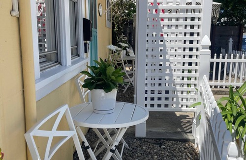 Seabright House | Beautiful Beach Bungalow in Santa Cruz