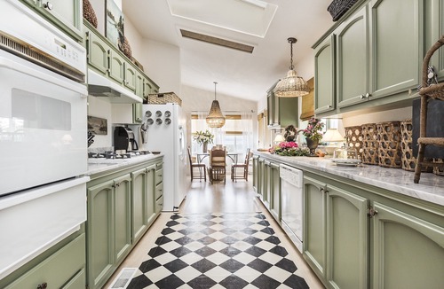 Half Moon Bay House | Beautiful Beach House steps from the Beach and Hiking Trails!