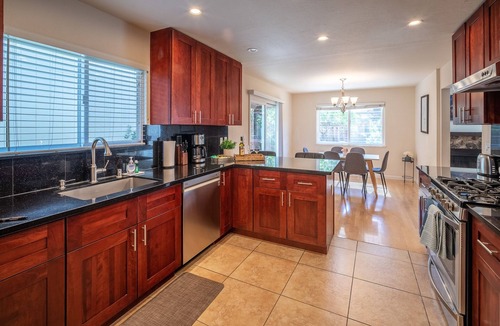 Campbell House | Beautiful & convenient 3 bedroom/2.5 bath home