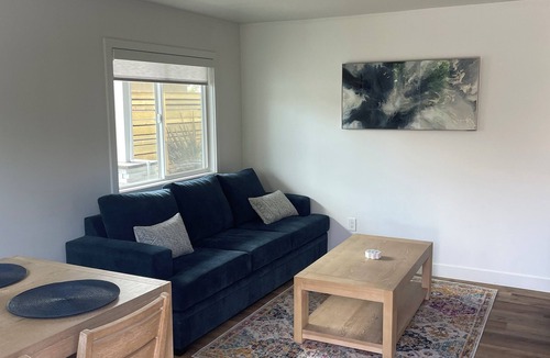 Cardiff-by-the-Sea Apartment | Beautiful one-bedroom apartment in prime location with private entrance & patio