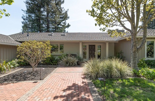 Country Club House | Beautiful, quiet, and modern home with a pool in sunny San Rafael