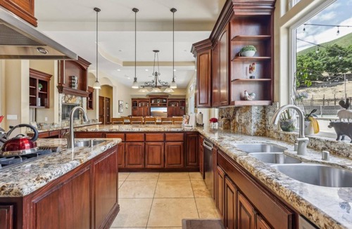 Gilroy Villa | Beautiful Tuscany Villa Sport and Entertainment