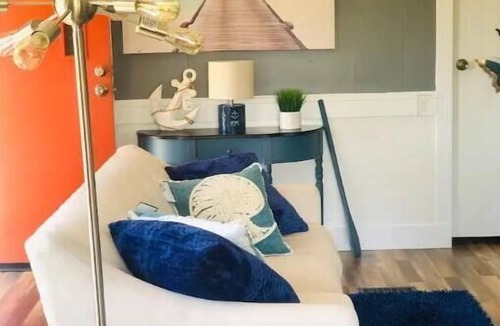 Port Hadlock House | Beautiful Oceanview Retreat 2 Bedroom Home