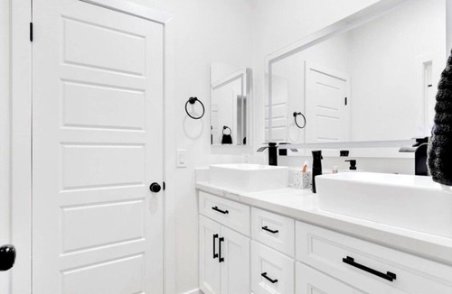 Victorville House | Beautiful Victorville Home with all the amenities