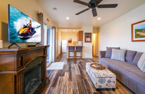 Cayucos House | Beautifully Restored Family Bunk Suite, close to Downtown Cayucos, sleeps 5