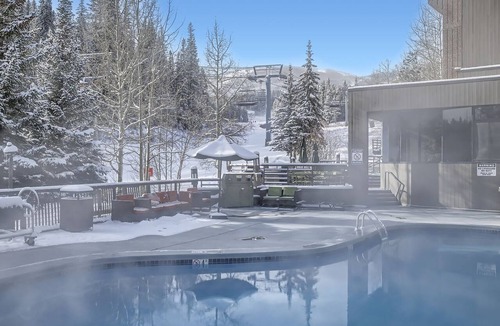 Peak 9 Condo | Beaver Run Condo: Ski In/Out, Hot Tubs, Dog-Friendly, Ground Floor