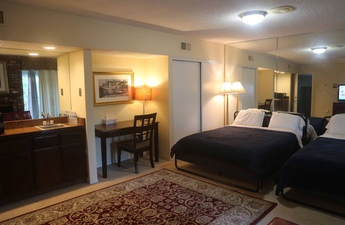 Los Angeles Bed & Breakfast | Bed and Breakfast in Hollywood Hills