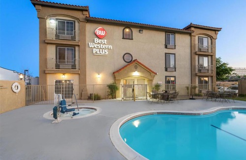 Palmdale Hotel | Best Western Plus John Jay Inn & Suites