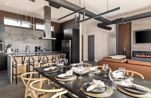 Joshua Tree House | Black Sky