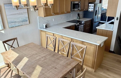 Castroville House | Blue Diamond@Monterey Dunes OCEANFRONT 3bed/3bath-sleeps 7 Monterey/Santa Cruz