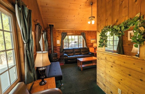 Idyllwild Cabin | Bluebird Cottage Inn