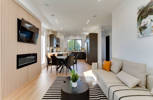 Mid City House | Brand New Modern 4 Bedroom House Pickfair Village