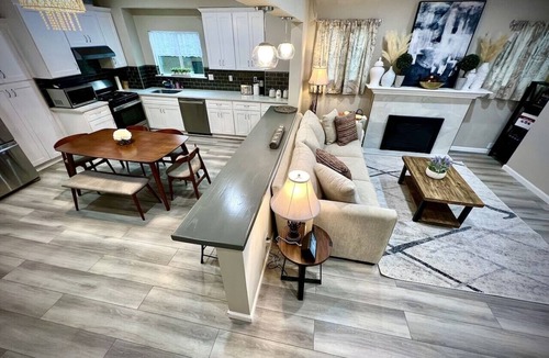 Willow Glen Condo | Breathtaking 6BR/3BA in the heart of San Jose!