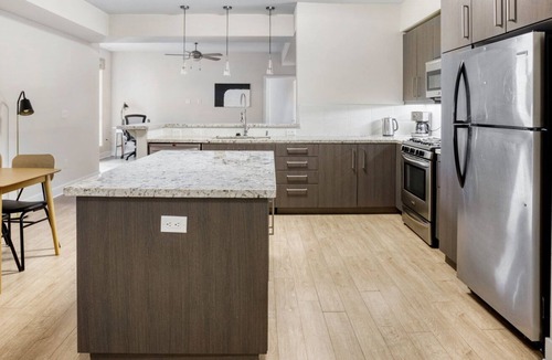 NoHo Arts District Apartment | Bright North Hollywood 2BR w/ Pool & Gym, walk to shops, by Blueground