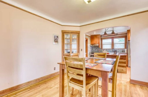 Eureka Apartment | Bungalow at Buhne Terrace