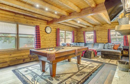 Crestline House | Cabin ~ 1 Mi to Lake Gregory & Hiking!