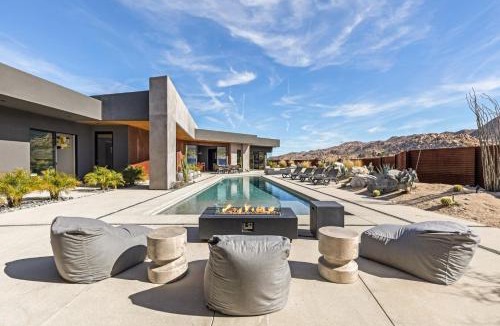 Panorama Heights House | Cactus Cove by Fieldtrip - 4bd villa w Pool Spa and Views