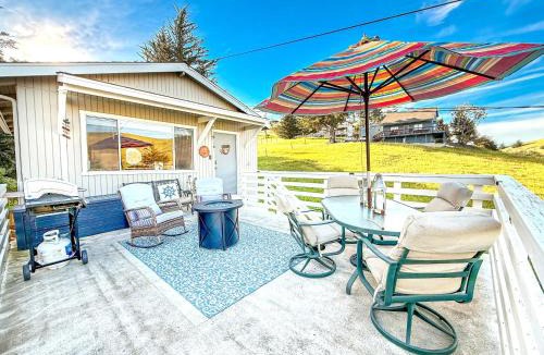 Lodge Hill House | Cambria Mountain View Retreat