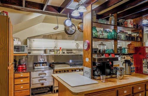 Trinity Center House | Carrville Inn, Carrville Inn and Resort
