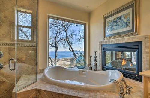 Granite Bay House | 'Casa d'Amore': Extravagant Lakefront Villa!