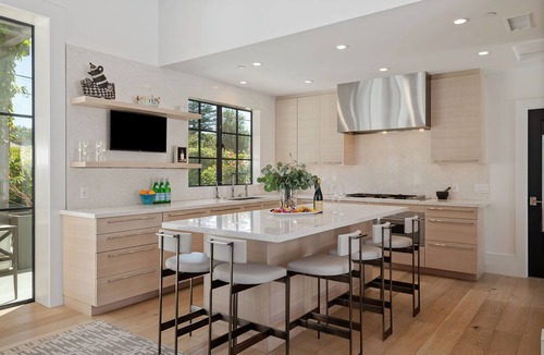 Hedgerow House | Casa de Calma: Stunning Montecito retreat with 4 beds, 4.5 baths, and private pool.