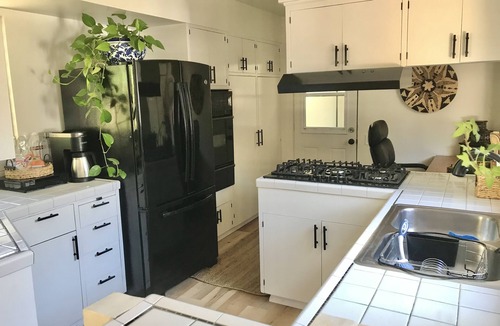 Hitchcock House | Casa del Sol - Peaceful home away from home.