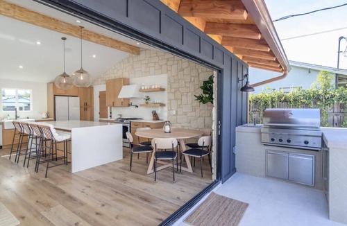 West Hills Villa | Casa Kabessa Cali