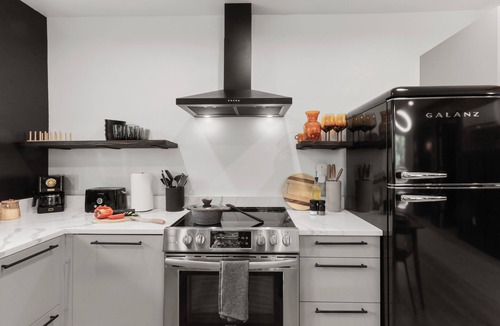 Carson House | Casa Maria- cute creekside 2bed/1bath