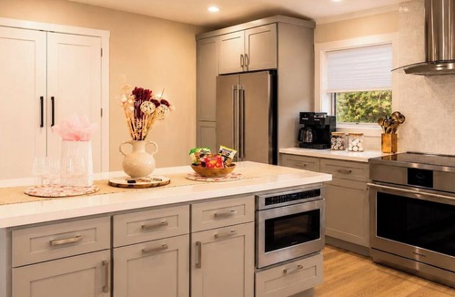Napa House | Casa Solara: Modern Luxury. Spa. Fire Pit - Minutes to Downtown Napa