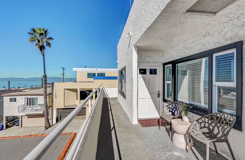 El Porto Apartment | CasaBella- Ocean Breeze in El Porto suite