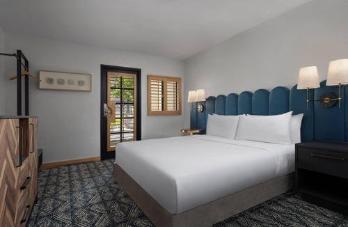 Avalon Hotel | Catalina Canyon Inn