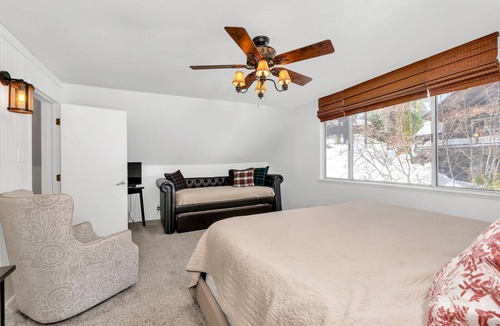 West Village Cabin | CC Cabin | Full Game Room, wrap Around Deck!