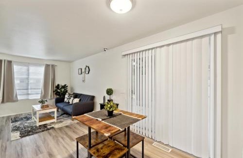 Lake Hills House | Central Bellevue Entire Home Near Downtown & I-90
