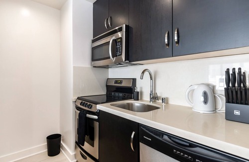 Nob Hill Apartment | Charming 1-bedroom apartment in lovely SF with ensuite laundry
