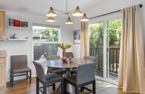 Sonoma Cottage | Charming 3-bedroom cottage just blocks to the Sonoma Plaza.